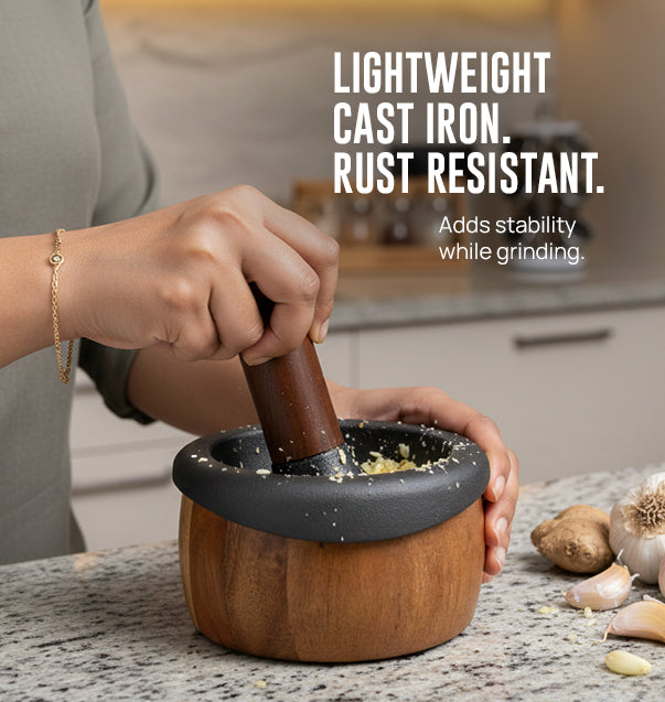 Kroslo cast iron mortar and pestle with freshly ground spices